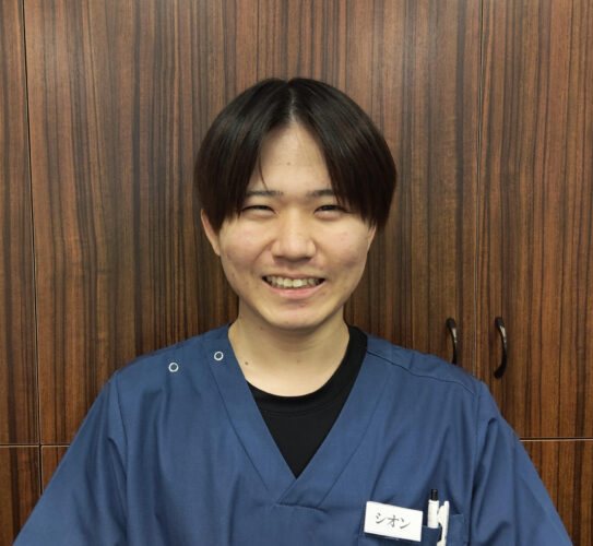 林　真央（ハヤシ　シオン）